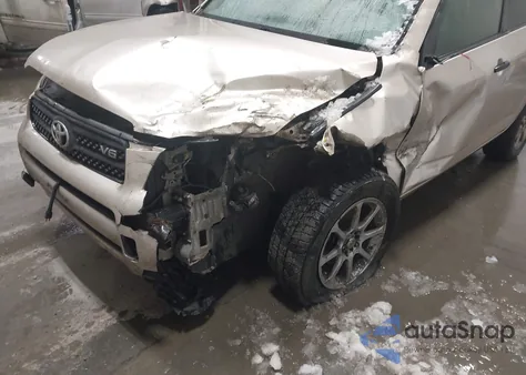 2007 Toyota Rav4 Base V6 из США, поврежденный, VIN JTMBK33V476025129